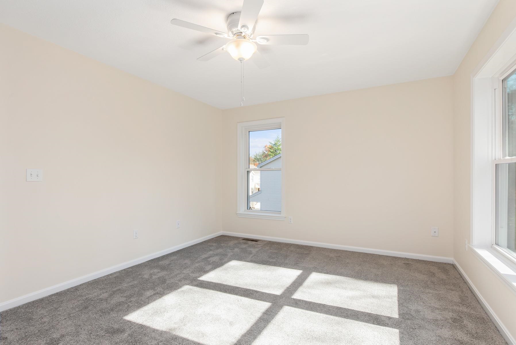 36 Chandler Lane Epping, NH 03042 - Photo 18 of 38