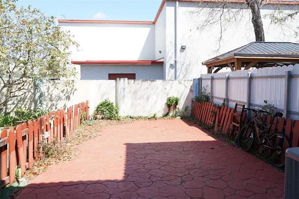 $3,600 | 331 Northwest 82nd Avenue, Unit 1303, Miami, FL 33126