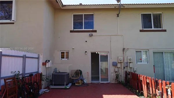 $3,600 | 331 Northwest 82nd Avenue, Unit 1303, Miami, FL 33126