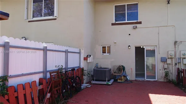 $3,600 | 331 Northwest 82nd Avenue, Unit 1303, Miami, FL 33126