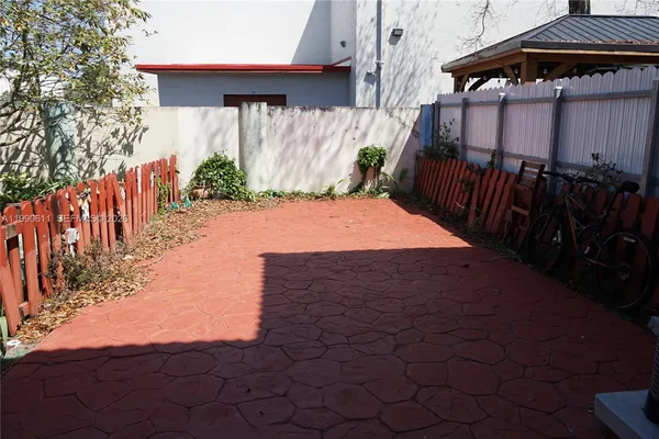 $3,600 | 331 Northwest 82nd Avenue, Unit 1303, Miami, FL 33126