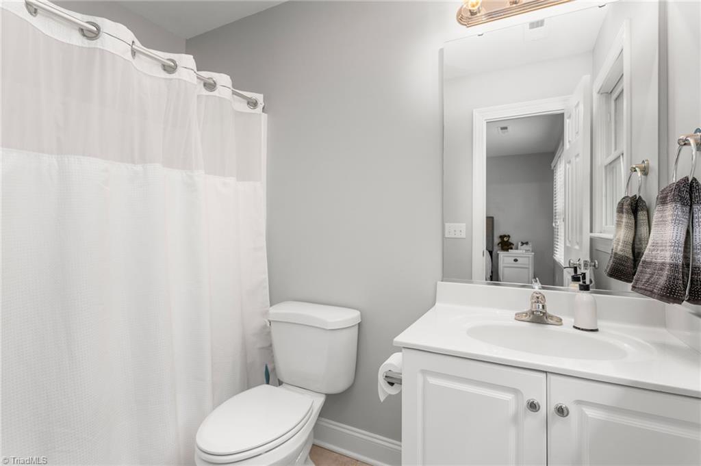 8505 Case Ridge Drive Oak Ridge, NC 27310 - Photo 26 of 35 Ensuite bathroom off bedroom 4