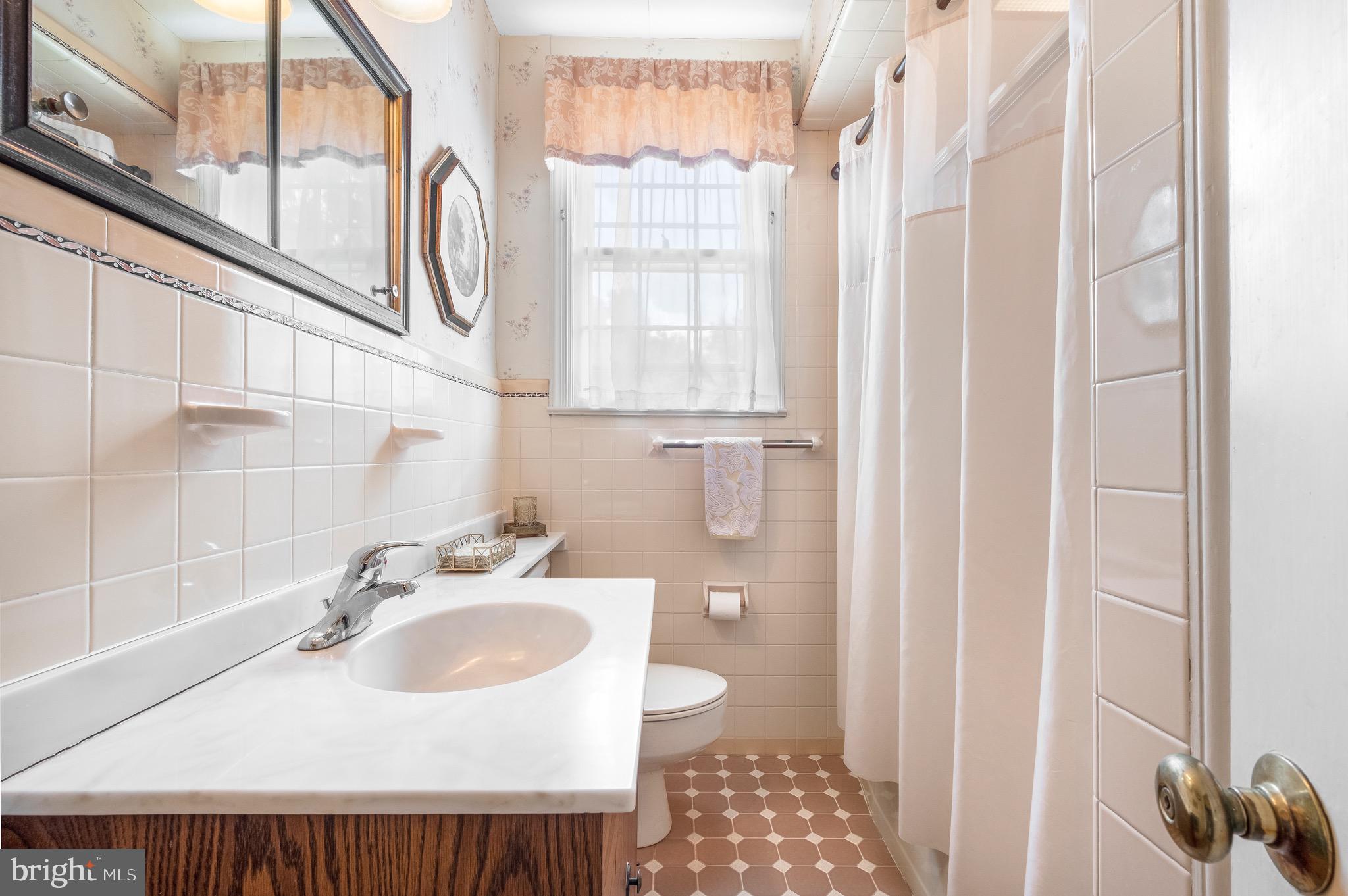 321 Gribbel Road Wyncote, PA 19095 - Photo 24 of 34