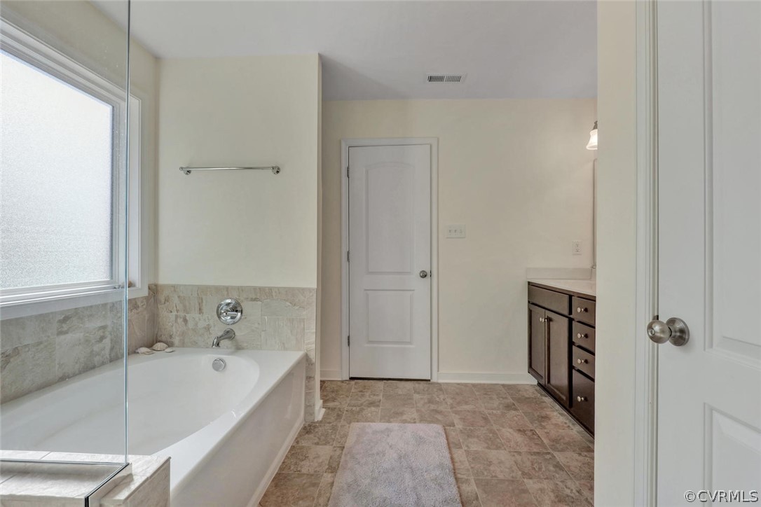 11090 Creeks Edge Road New Kent, VA 23124 - Photo 24 of 40 Gallery Image 24