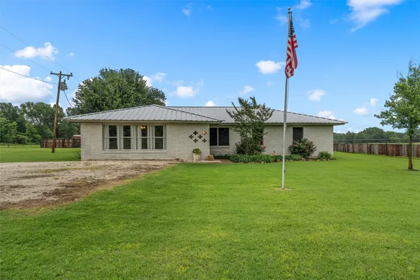$395,000 | 2134 Farm To Market Road 1953, Mexia, TX 76667