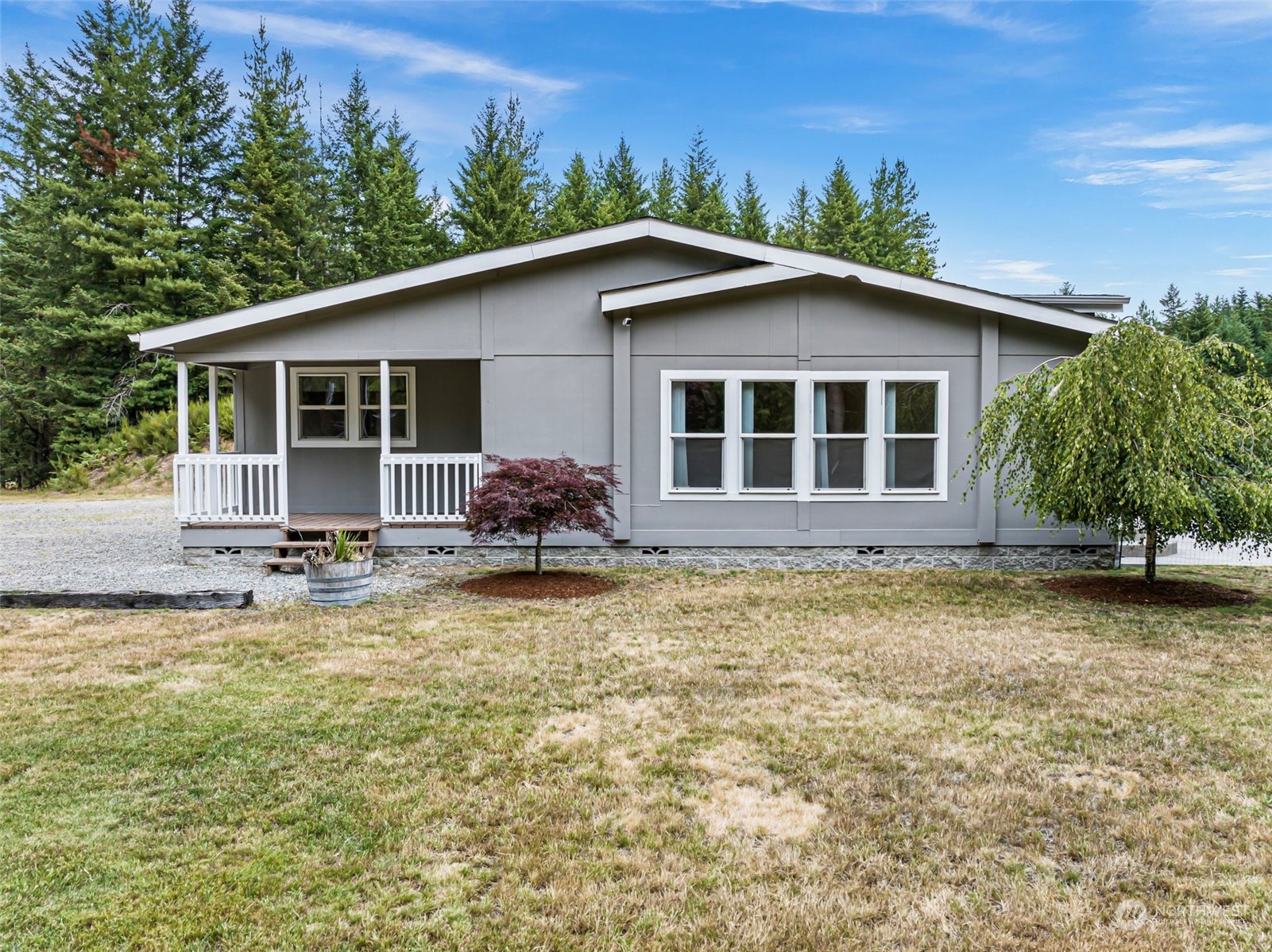 1633 Southwest J H Road Port Orchard, WA 98367 - Photo 1 of 27 Gallery Image 1