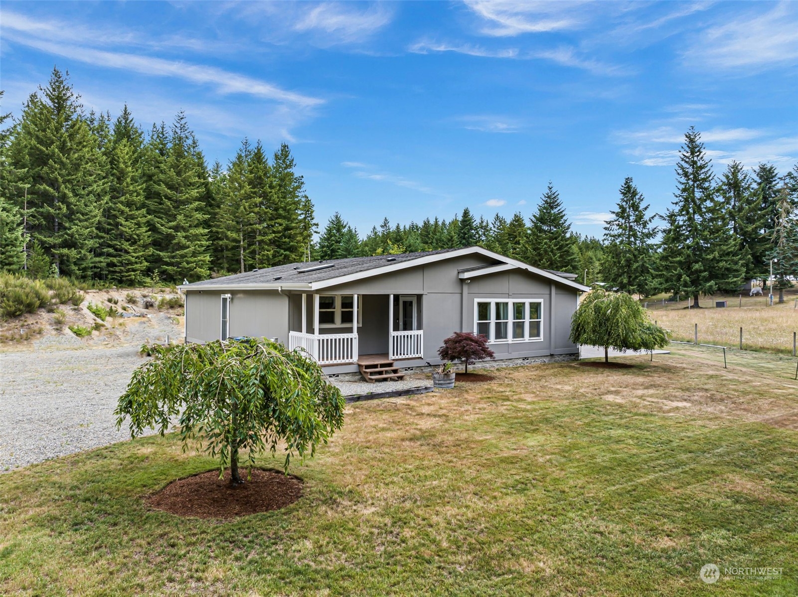 1633 Southwest J H Road Port Orchard, WA 98367 - Photo 2 of 27 Gallery Image 2