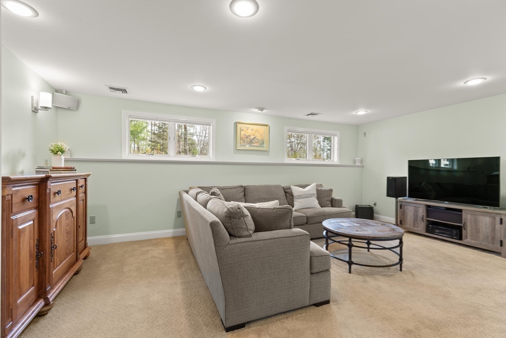 15 Sycamore Road Sudbury, MA 01776 - Photo 16 of 33 Gallery Image 16