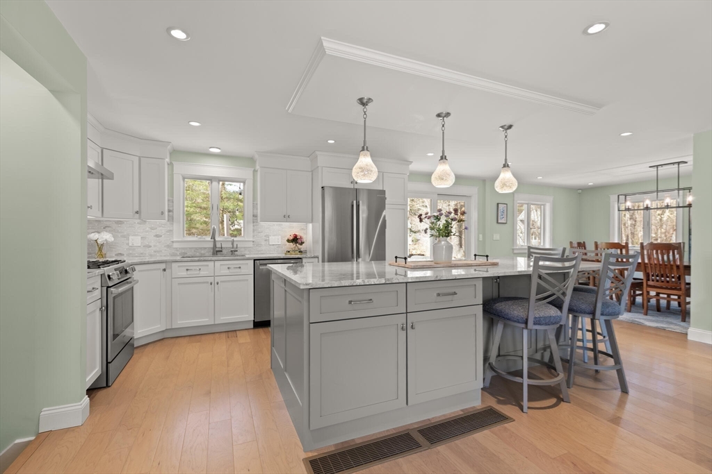 15 Sycamore Road Sudbury, MA 01776 - Photo 2 of 33 Gallery Image 2