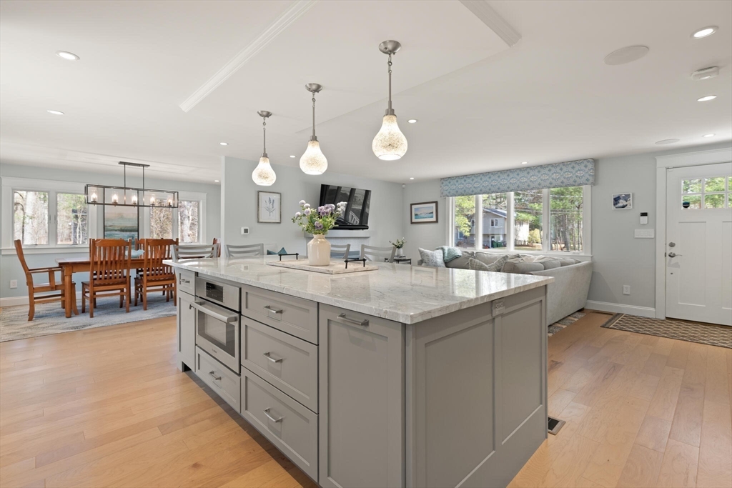 15 Sycamore Road Sudbury, MA 01776 - Photo 6 of 33 Gallery Image 6