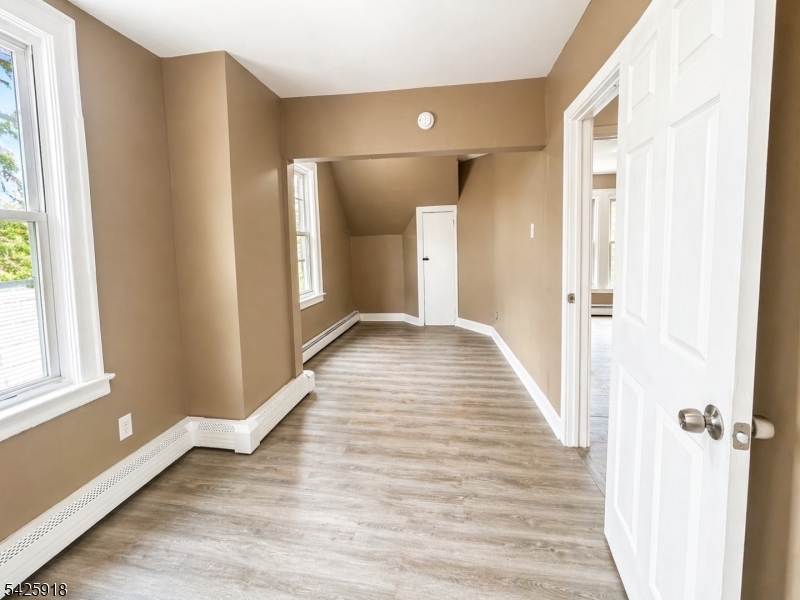 33 Richelieu Terrace, Unit 3 Newark, NJ 07106 - Photo 5 of 8