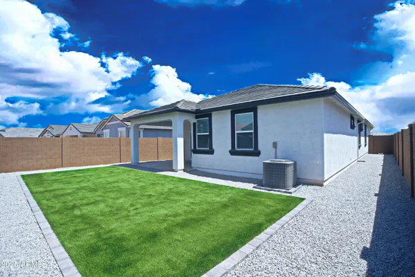 $1,995 | 22690 North Lynn Street, Maricopa, AZ 85138