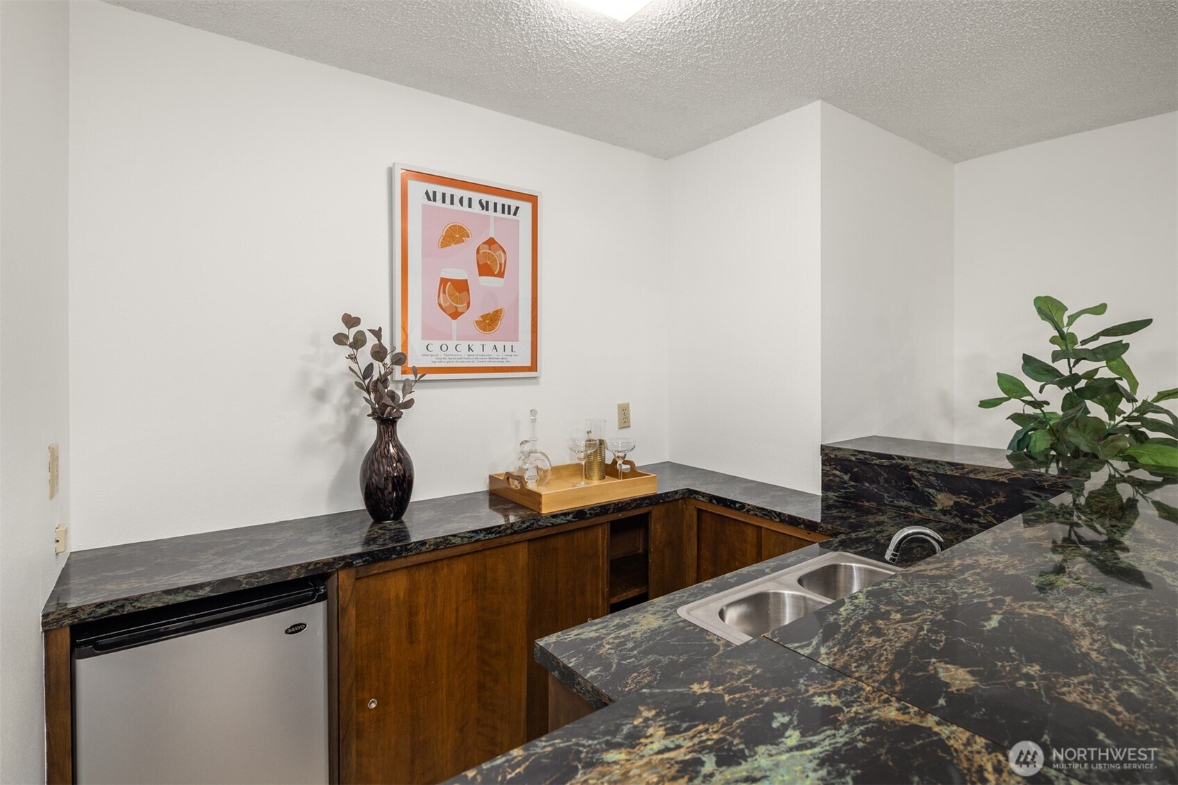 6910 150th Avenue Northeast Redmond, WA 98052 - Photo 27 of 38