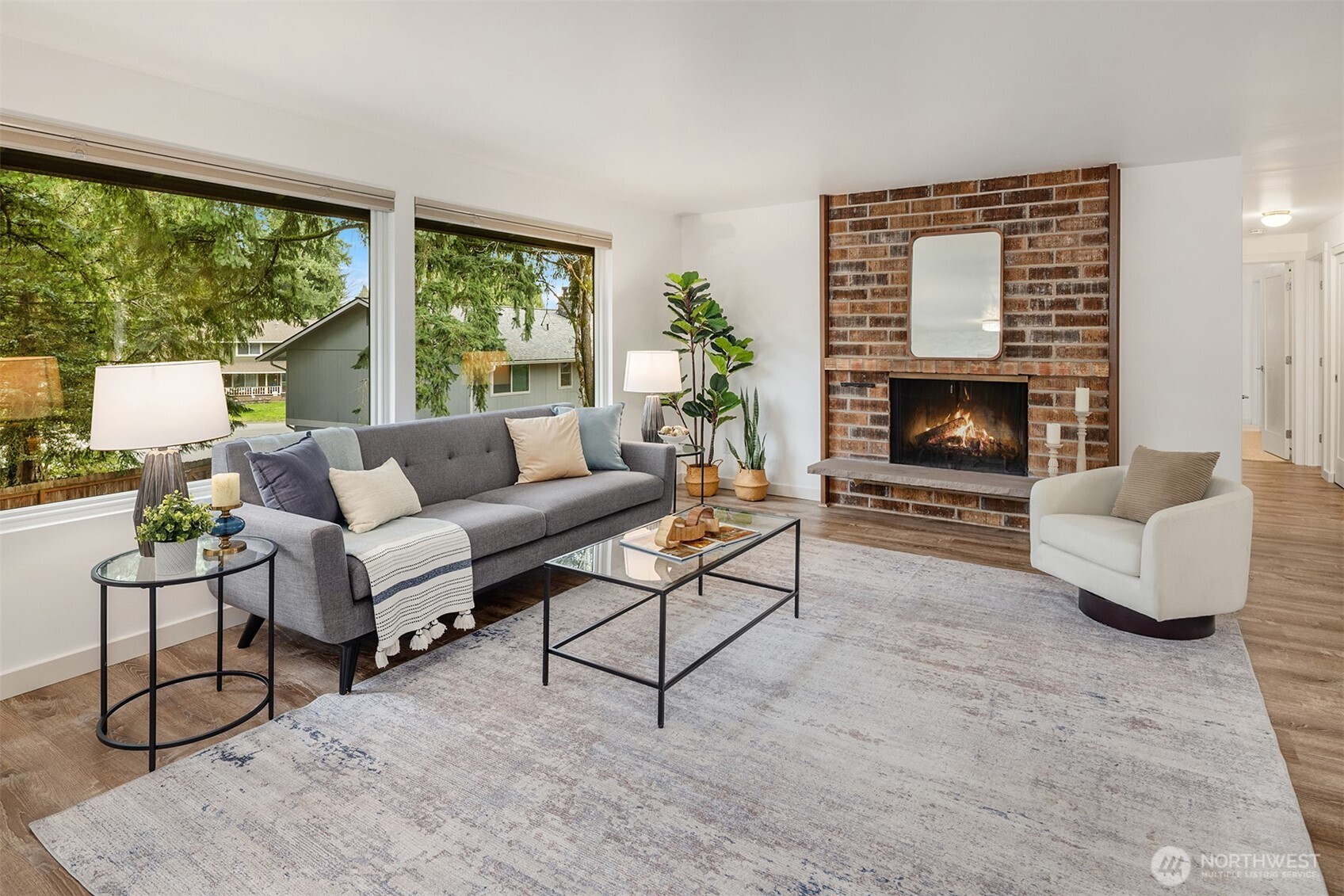 6910 150th Avenue Northeast Redmond, WA 98052 - Photo 3 of 38