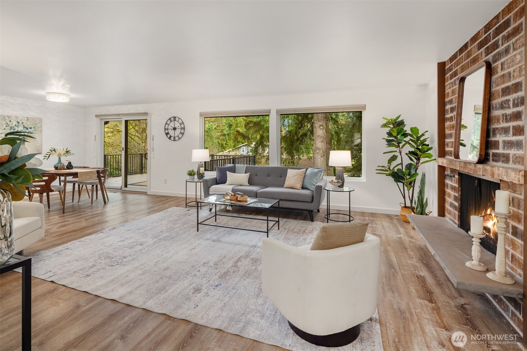 6910 150th Avenue Northeast Redmond, WA 98052 - Photo 4 of 38