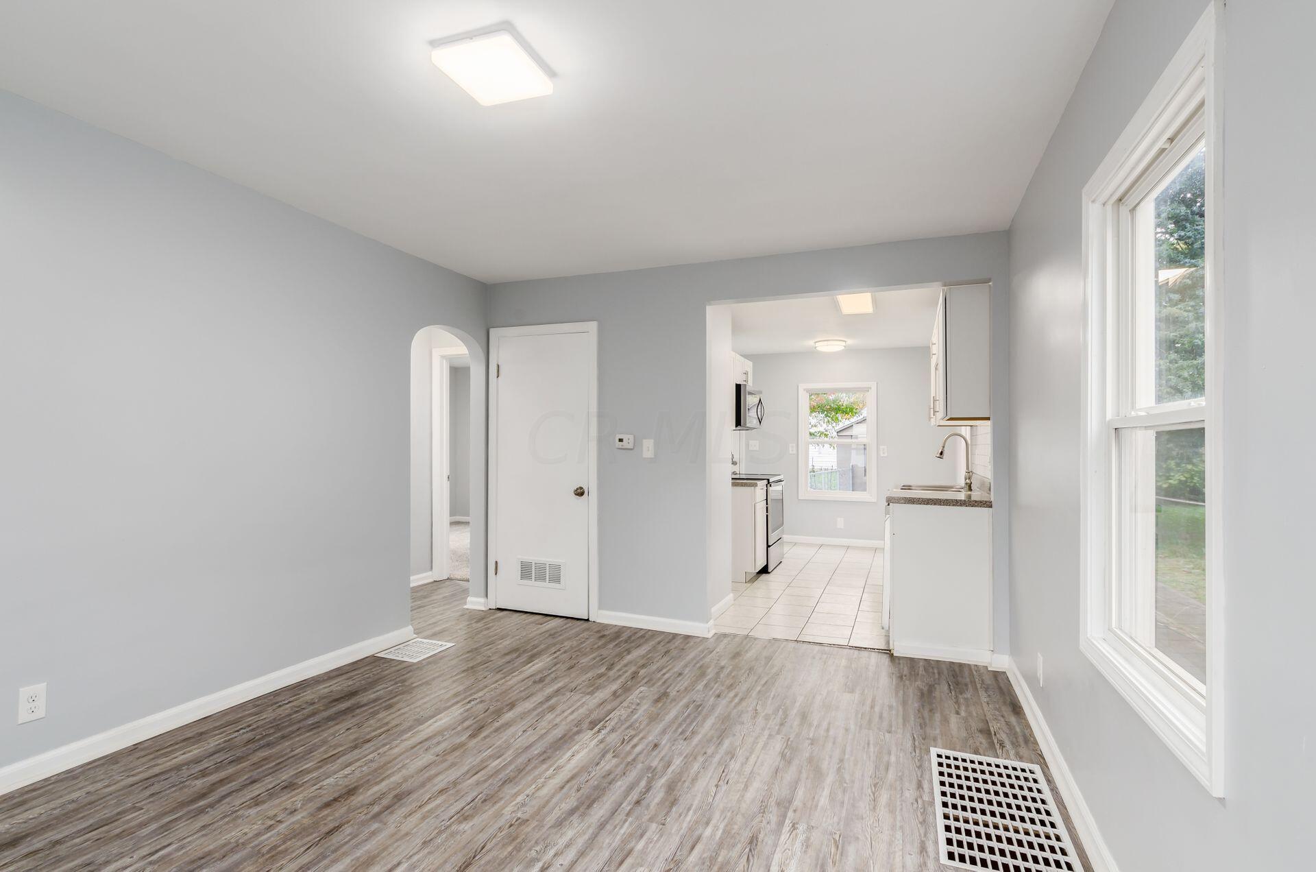 2228 Gerbert Road Columbus, OH 43211 - Photo 5 of 16 Gallery Image 5