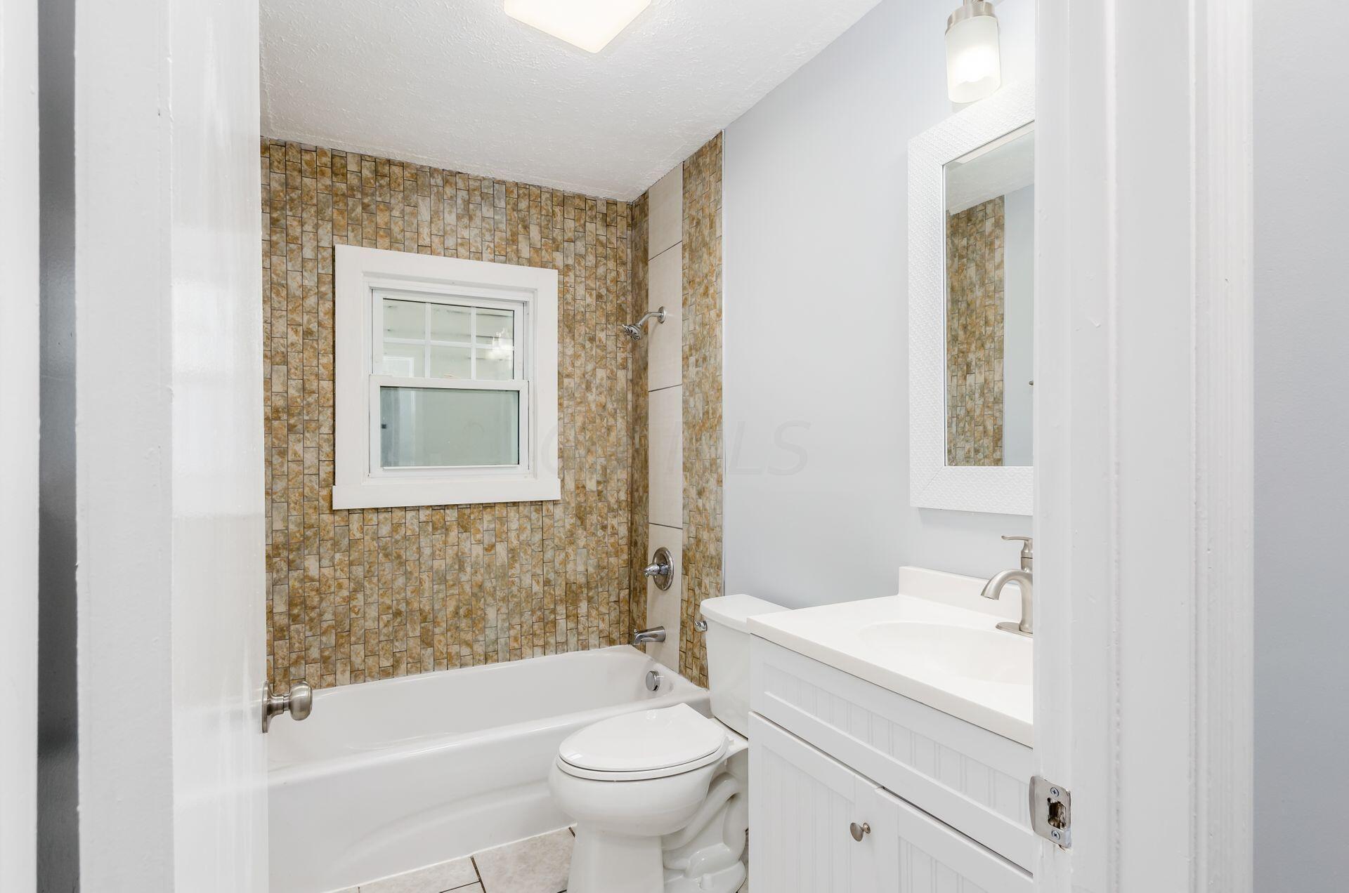 2228 Gerbert Road Columbus, OH 43211 - Photo 9 of 16 Gallery Image 9