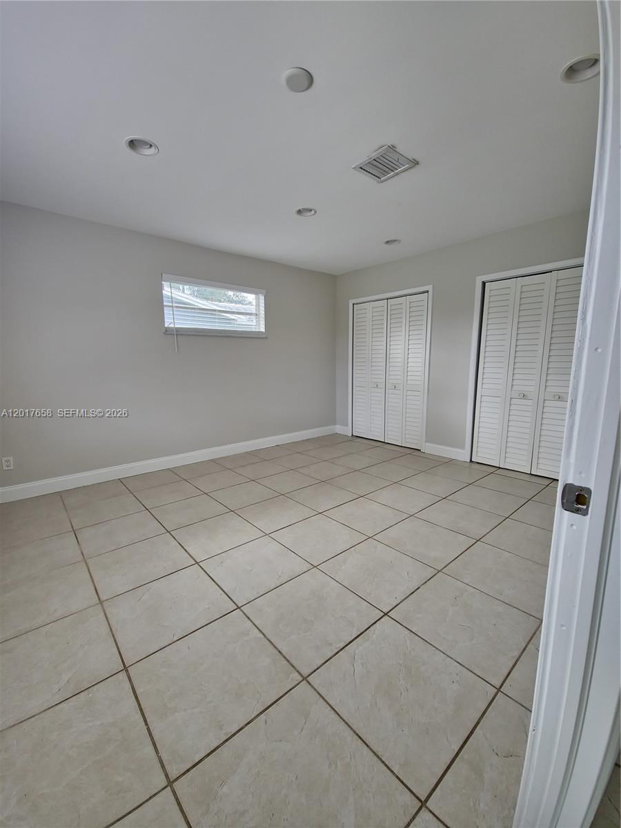 4900 Cleveland Street Hollywood, FL 33021 - Photo 16 of 25