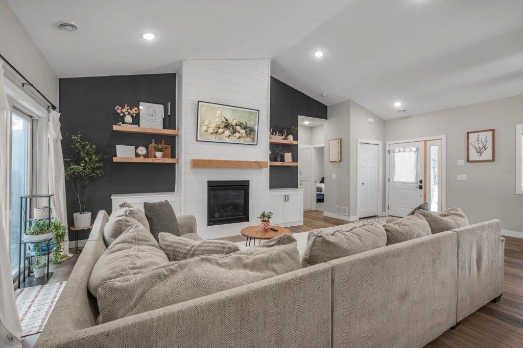 28200 144th Street Northwest Zimmerman, MN 55398 - Photo 8 of 42