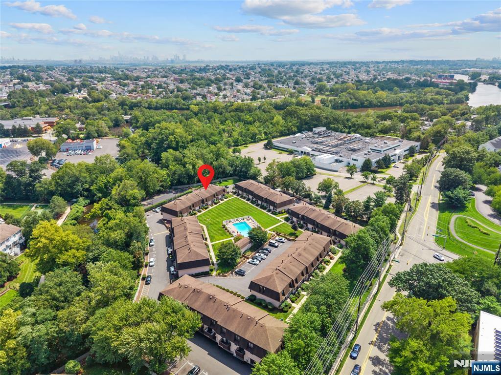 24 River Road, Unit E535 Clifton, NJ 07014 - Photo 6 of 29 Gallery Image 6