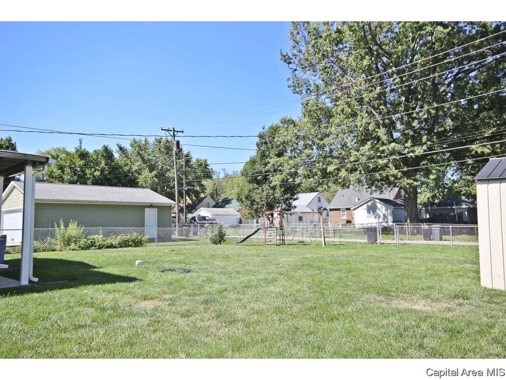 2129 North 23rd Street Springfield, IL 62702 - Photo 24 of 28