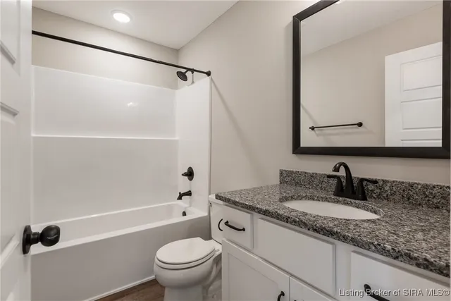 $249,900 | 5712 Harmony Wds Drive, Memphis, IN 47143