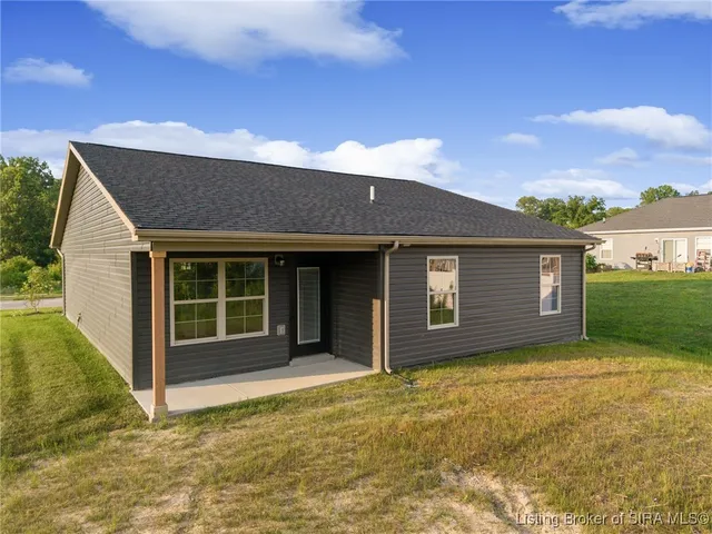 $249,900 | 5712 Harmony Wds Drive, Memphis, IN 47143