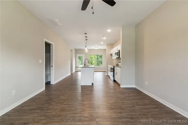 $249,900 | 5712 Harmony Wds Drive, Memphis, IN 47143