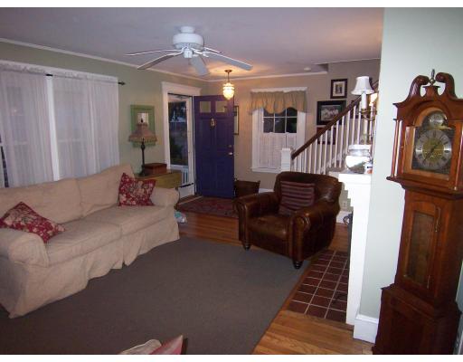 35 Morrison Road Braintree, MA 02184 - Photo 4 of 12 Gallery Image 4
