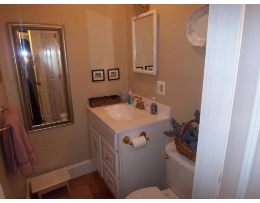 35 Morrison Road Braintree, MA 02184 - Photo 7 of 12 Gallery Image 7