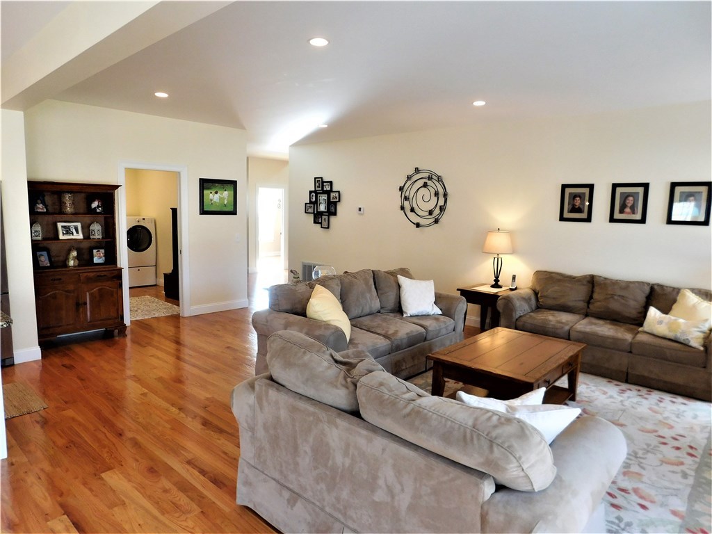 6 Fallon Trail Westerly, RI 02891 - Photo 21 of 39