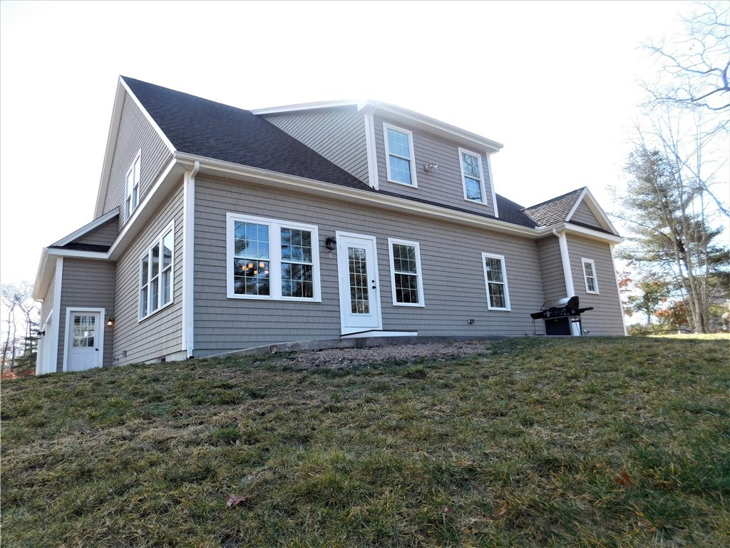 6 Fallon Trail Westerly, RI 02891 - Photo 6 of 39
