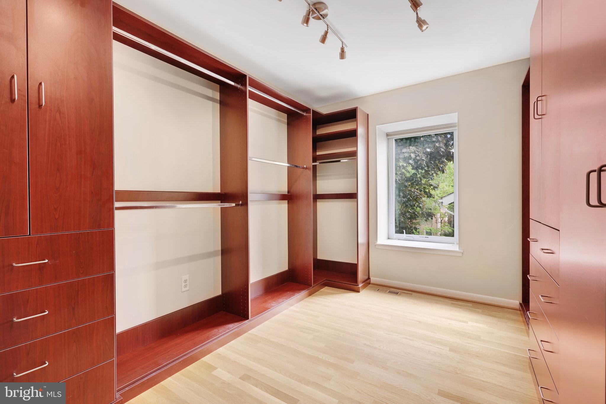 2001 Chadds Ford Drive Reston, VA 20191 - Photo 38 of 96 Bedroom 3 - converted to large walk in closet