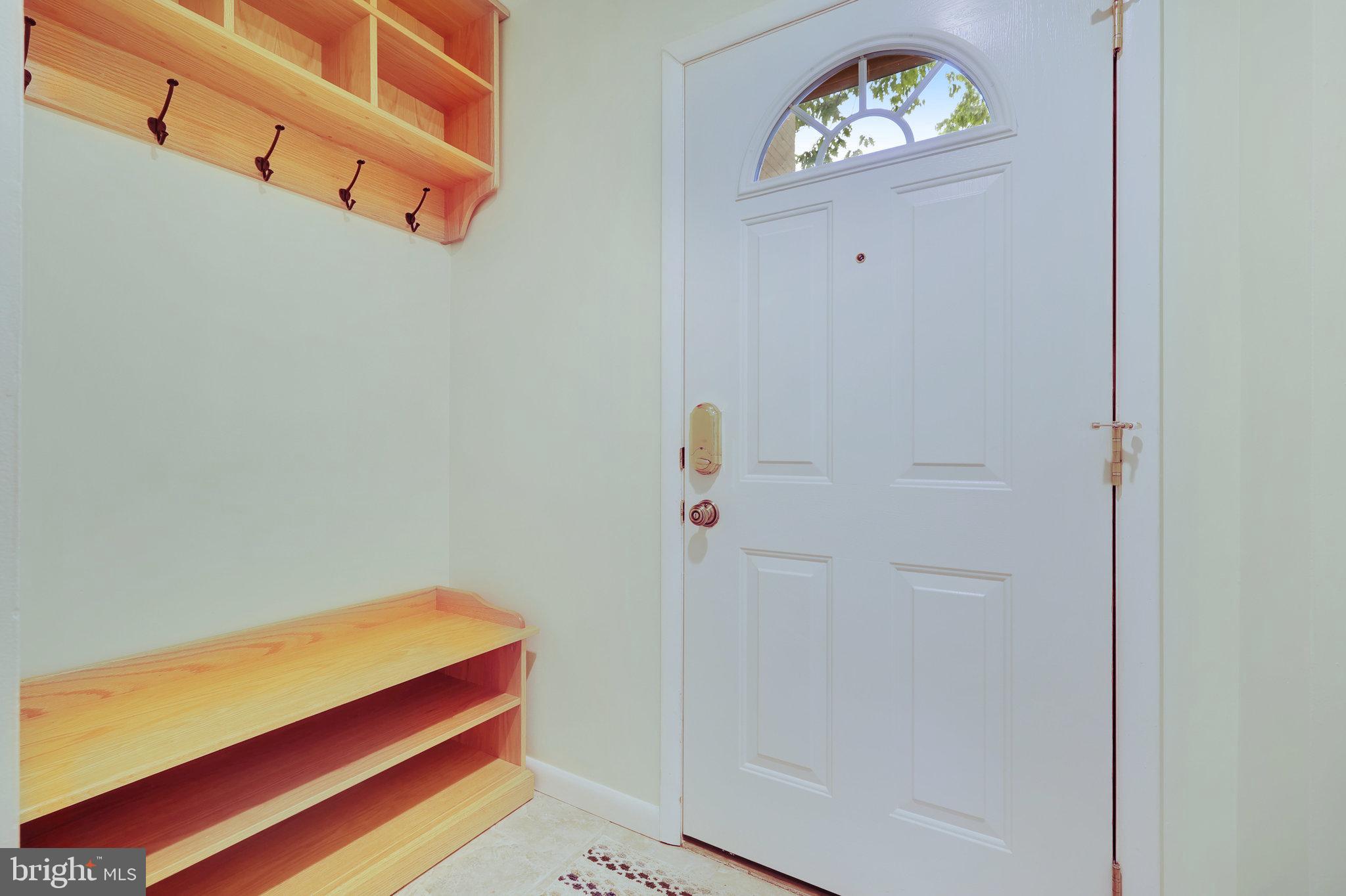 2001 Chadds Ford Drive Reston, VA 20191 - Photo 4 of 96