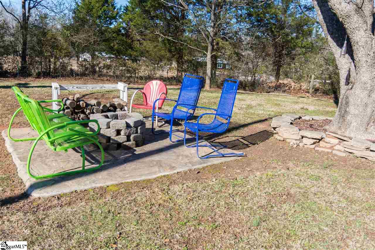 2307 Trammel Road Woodruff, SC 29388 - Photo 33 of 36