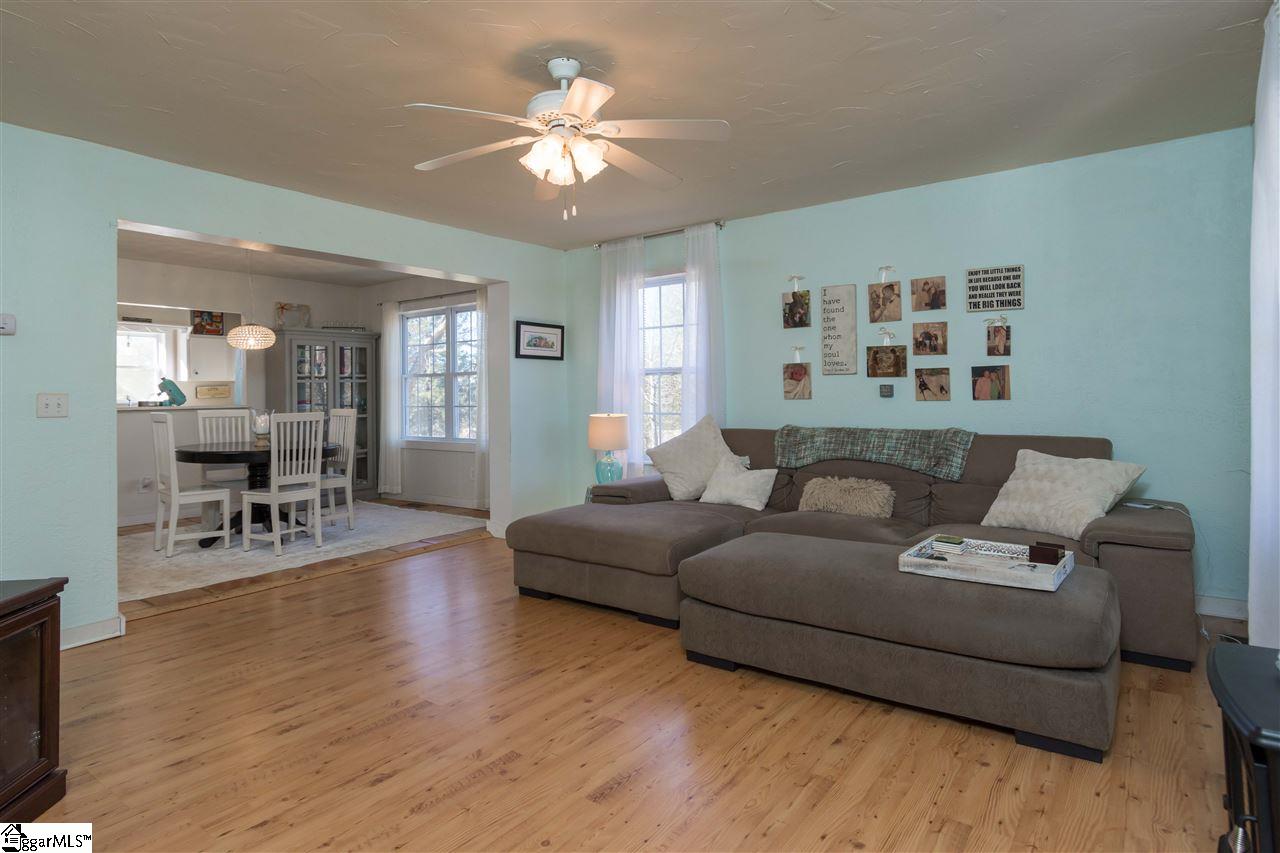 2307 Trammel Road Woodruff, SC 29388 - Photo 10 of 36