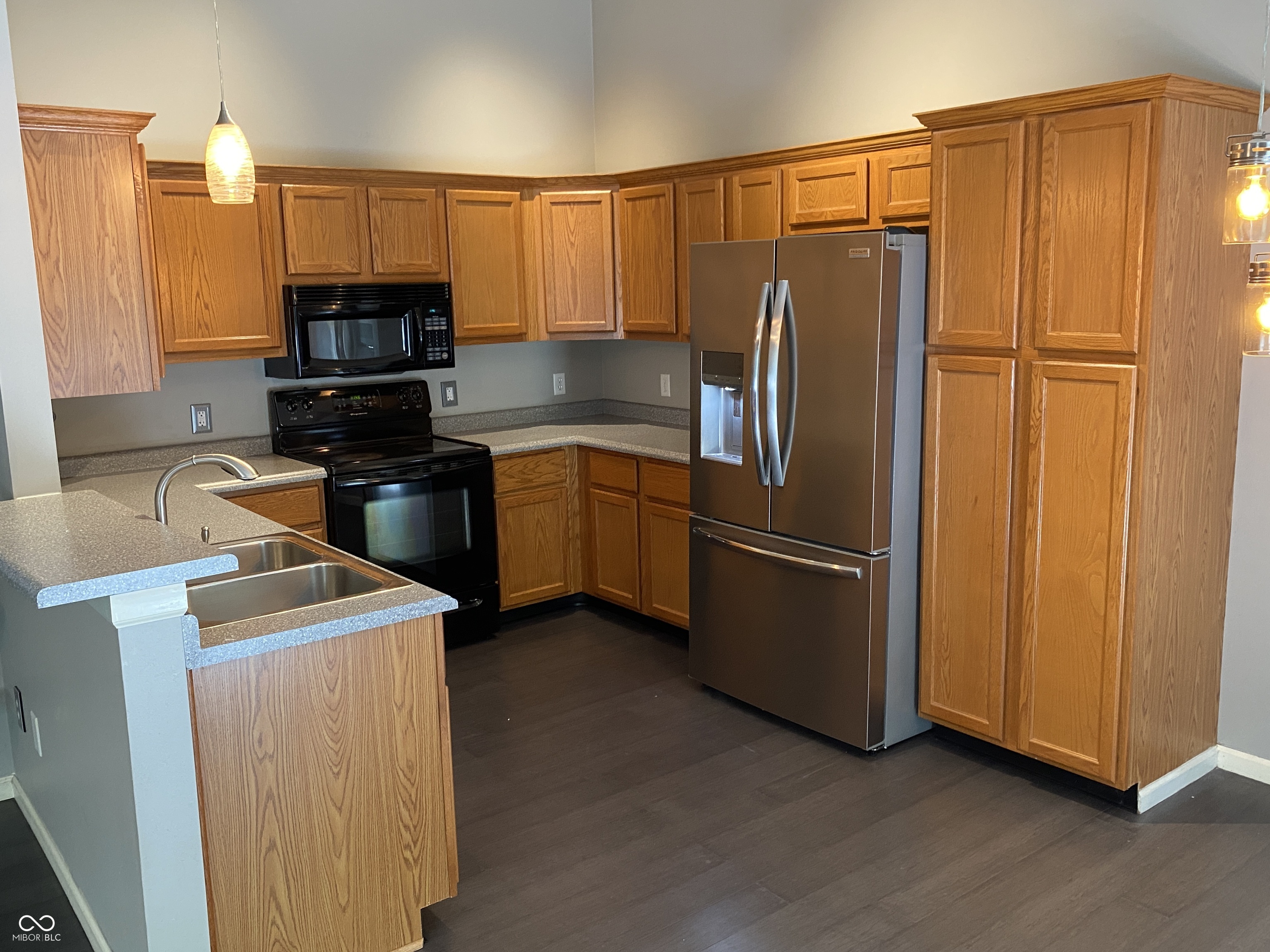 313 Tamarack Court Pendleton, IN 46064 - Photo 5 of 18