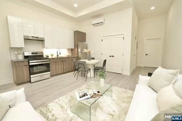$2,675 | 536-540 Central Avenue, Unit 103, Newark, NJ 07107