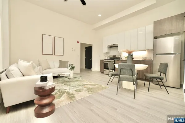 $2,675 | 536-540 Central Avenue, Unit 103, Newark, NJ 07107