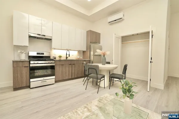 $2,675 | 536-540 Central Avenue, Unit 103, Newark, NJ 07107