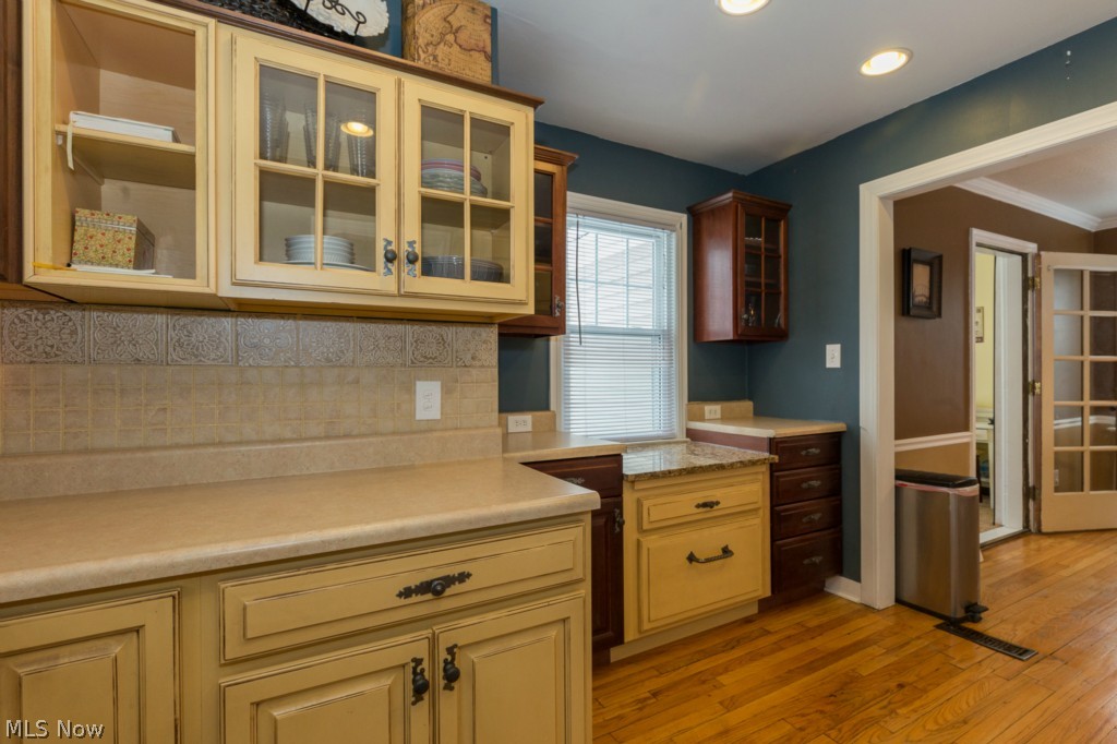 955 Rushleigh Road Cleveland Heights, OH 44121 - Photo 6 of 25