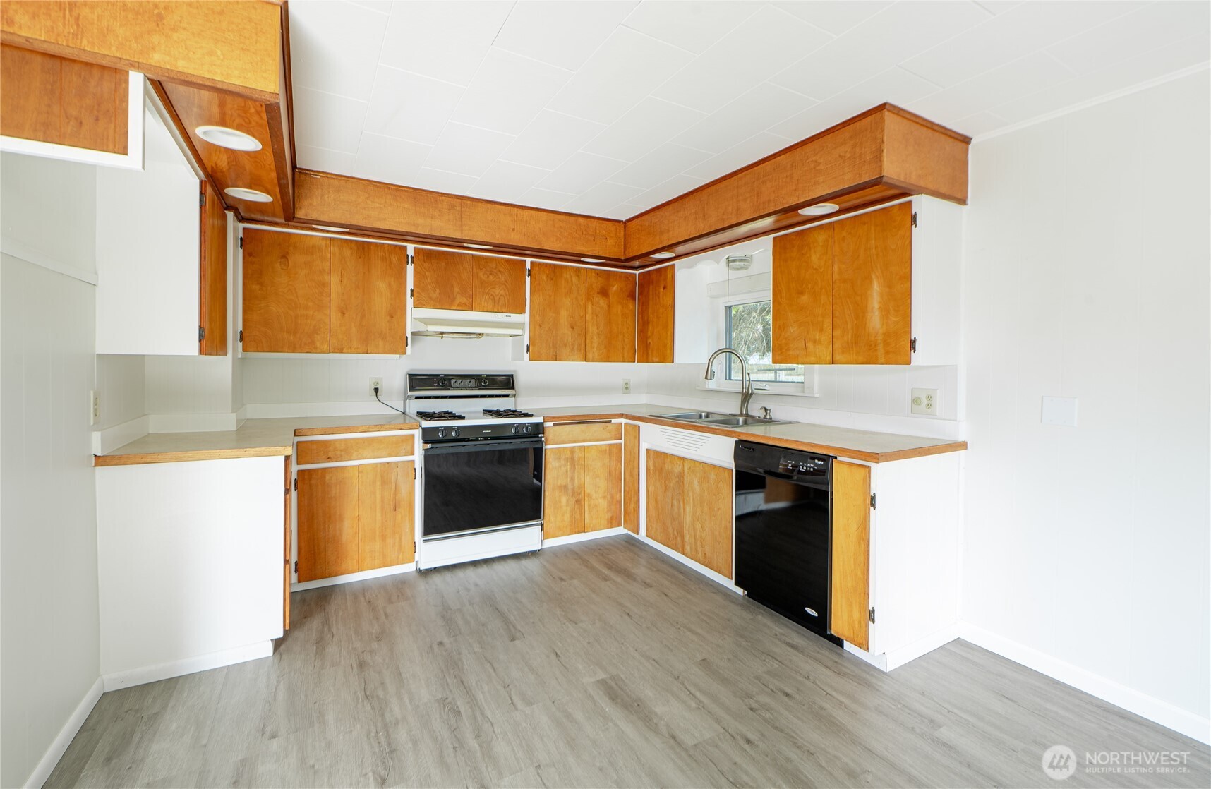 2948 Arnie Road Custer, WA 98240 - Photo 7 of 26