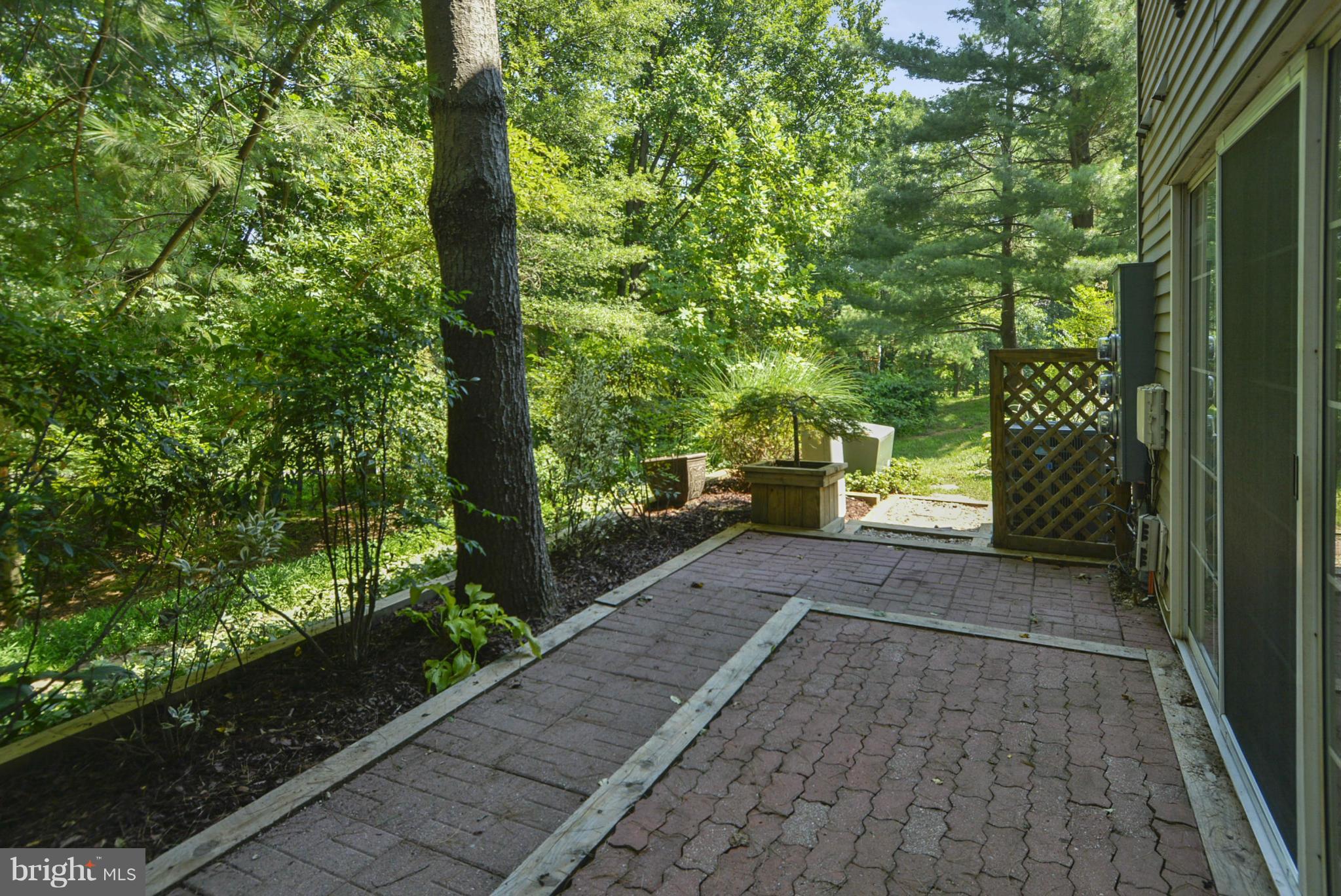 12010 Golf Ridge Court, Unit 102 Fairfax, VA 22033 - Photo 16 of 29 Rear patio