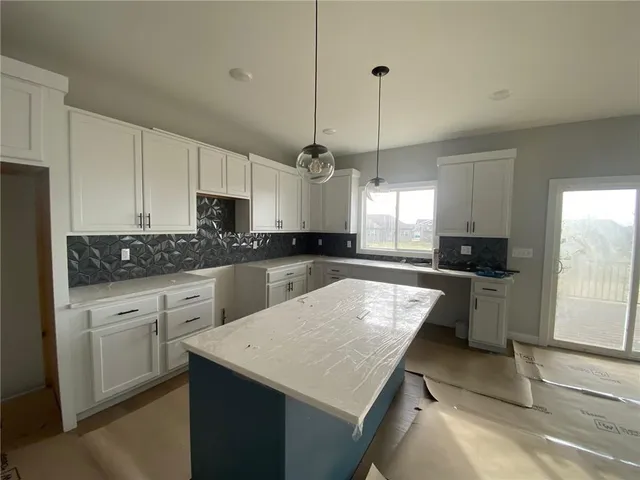 $559,950 | 18593 West 193rd St Spring Hill, Spring Hill, KS 66083