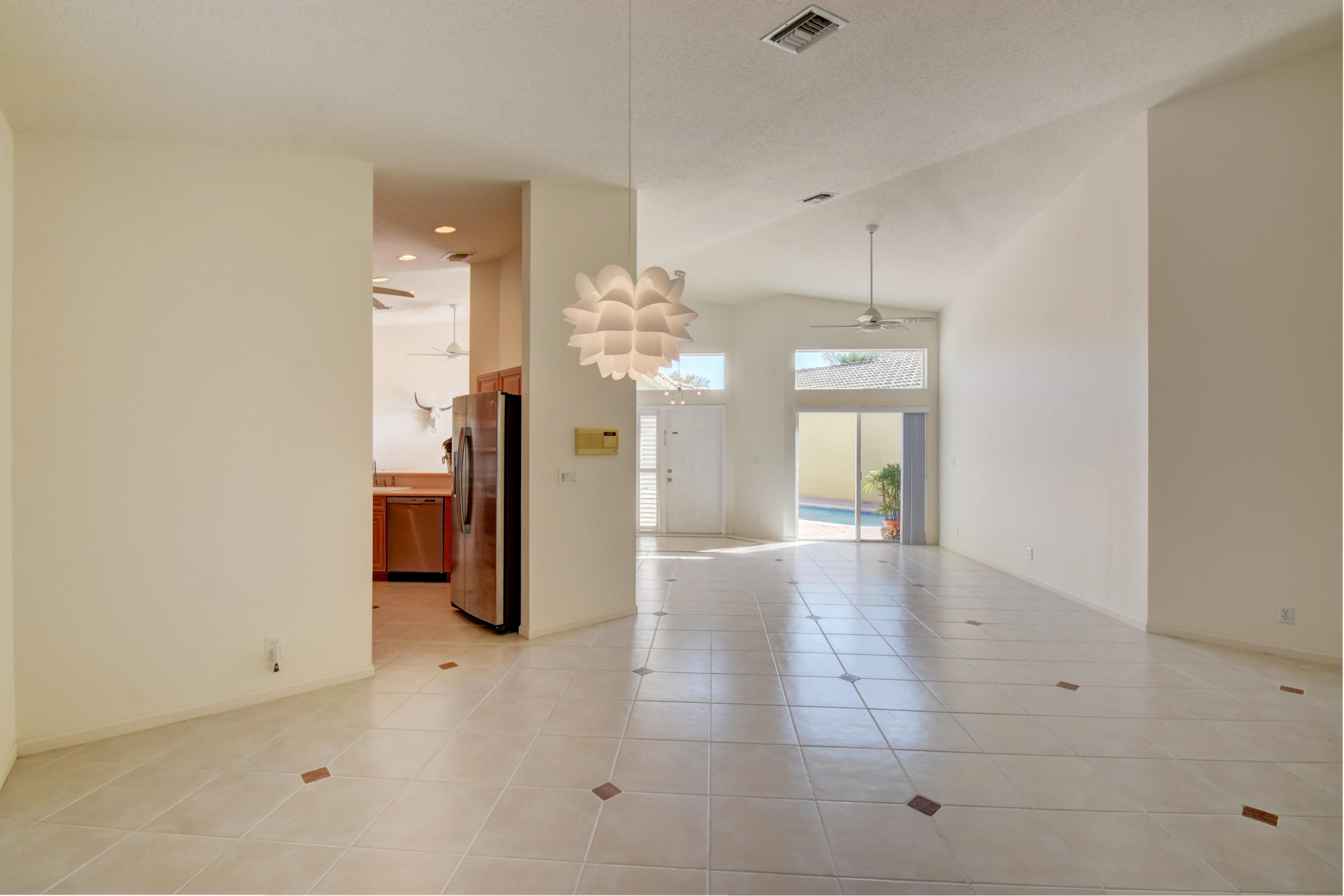 7201 Northwest Turtle Walk Boca Raton, FL 33487 - Photo 7 of 39 Flexible living space