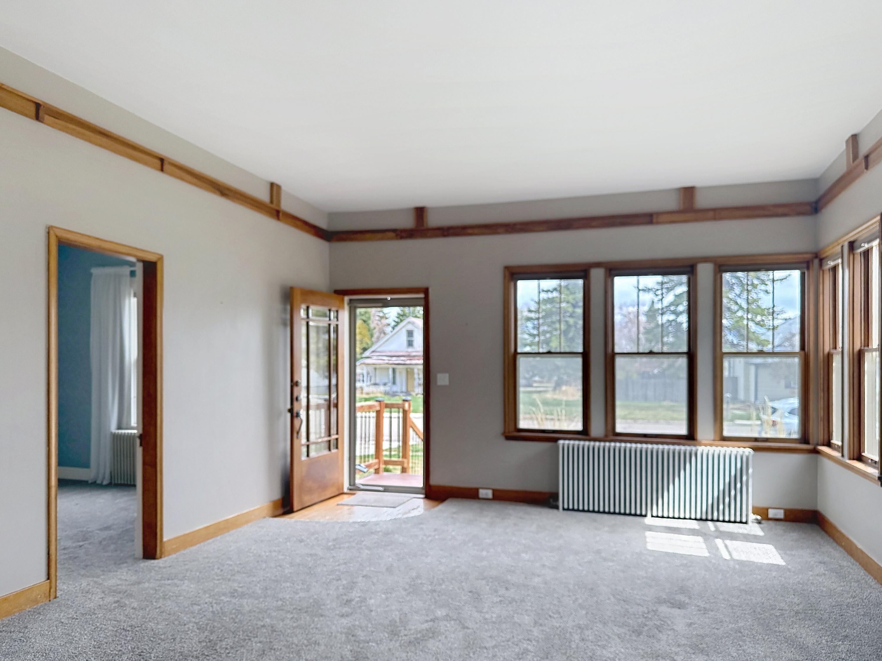 518 North Adams Avenue Buffalo, WY 82834 - Photo 9 of 49 010