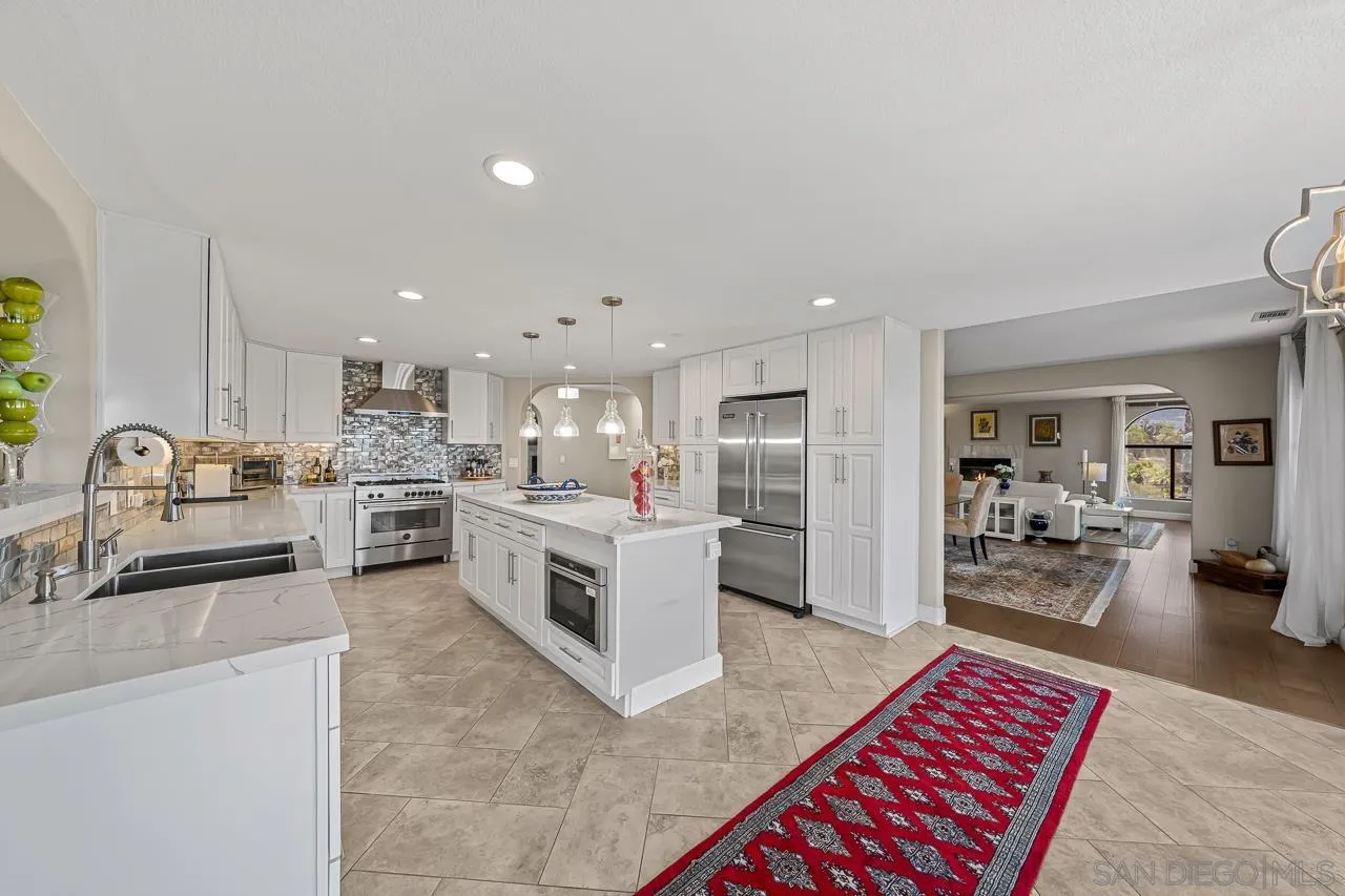 7087 Rancho Santa Fe View Court Rancho Santa Fe, CA 92067 - Photo 12 of 56