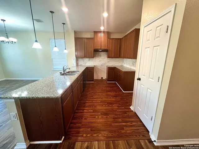 $1,750 | 7534 Copper Cove, Converse, TX 78109