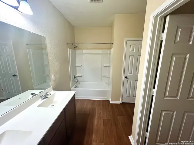 $1,750 | 7534 Copper Cove, Converse, TX 78109