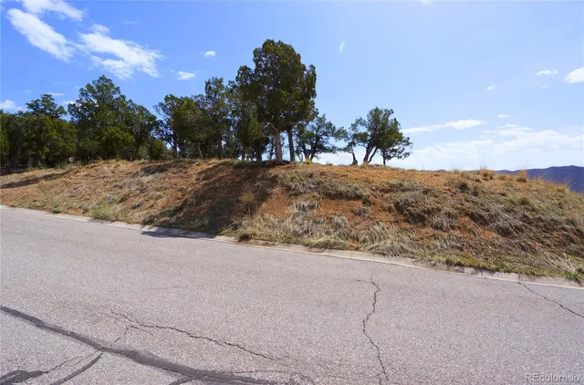 $155,000 | 540 Deer Valley Drive, New Castle, CO 81647